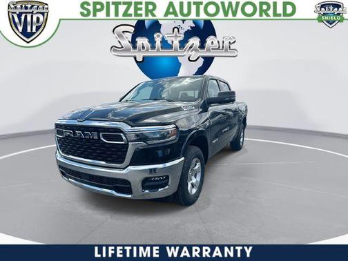 Diamond Black 2026 RAM 1500 Big Horn/Lone Star