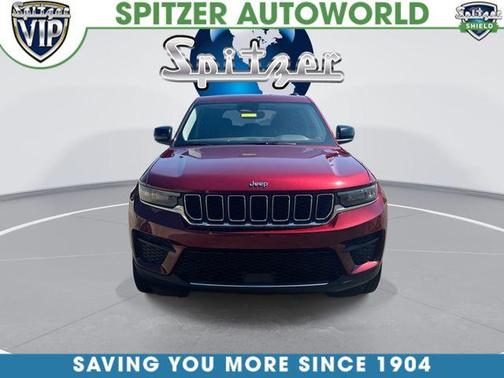 Velvet Red Pearlcoat 2023 Jeep Grand Cherokee Laredo