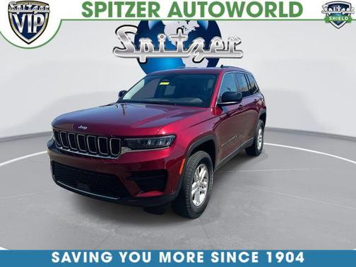 Velvet Red Pearlcoat 2023 Jeep Grand Cherokee Laredo