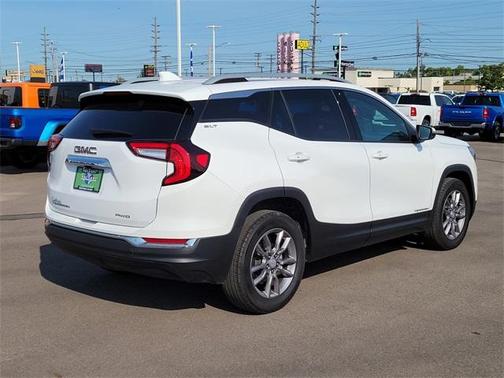 2022 GMC Terrain SLT