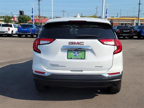 2022 GMC Terrain SLT