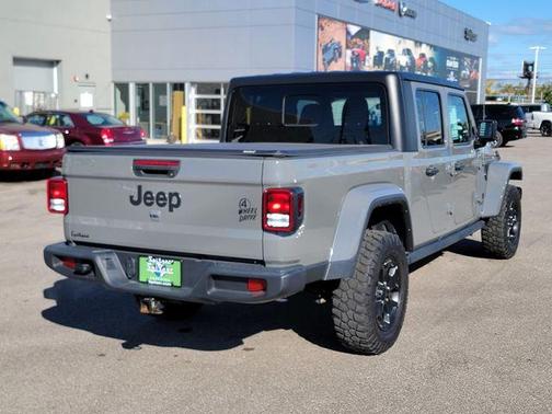 2022 Jeep Gladiator Sport