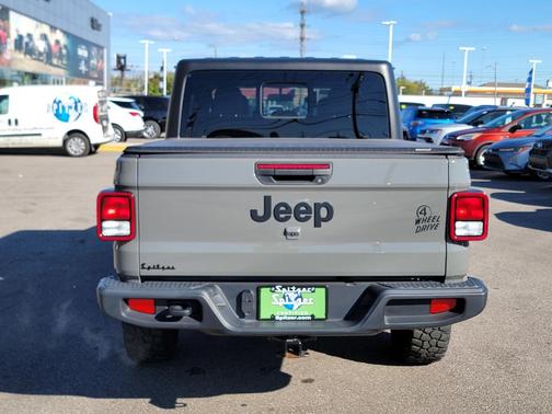 2022 Jeep Gladiator Sport