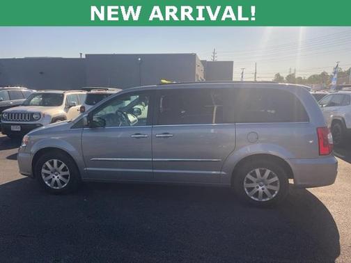 2015 Chrysler Town & Country Touring