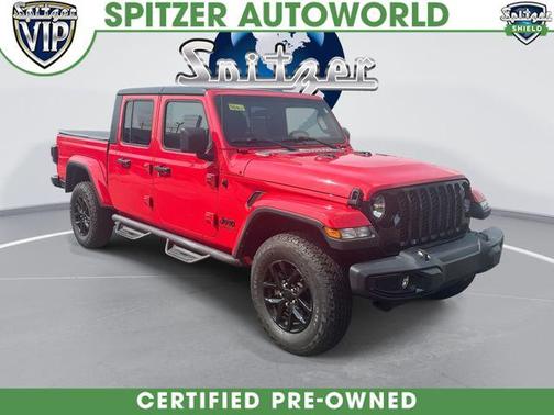 Firecracker Red Clearcoat 2022 Jeep Gladiator Sport