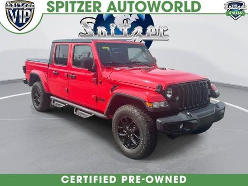Firecracker Red Clearcoat 2022 Jeep Gladiator Sport