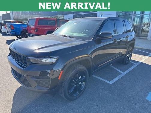 2022 Jeep Grand Cherokee Altitude