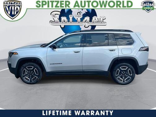 Silver Zynith Clearcoat 2026 Jeep Cherokee LAREDO/LIMITED