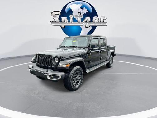 2024 Jeep Gladiator Sport