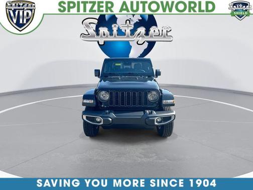 Black Clearcoat 2024 Jeep Gladiator Sport