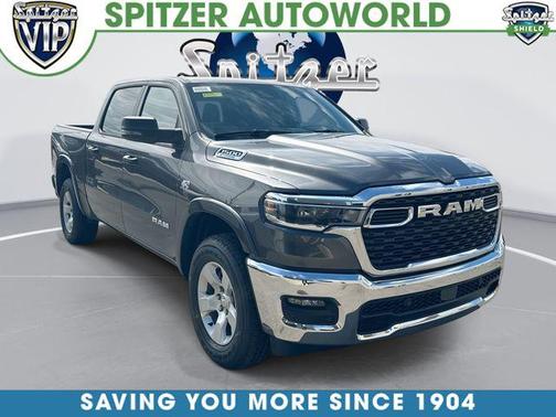 Granite Crystal Clearcoat Metallic 2026 RAM 1500 Big Horn/Lone Star