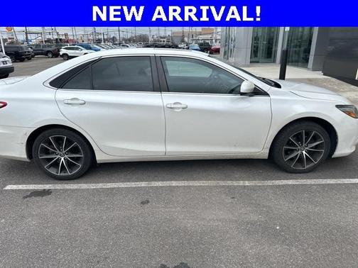 2017 Toyota Camry XSE