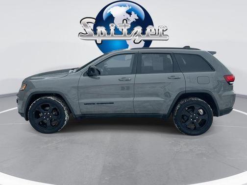 2019 Jeep Grand Cherokee Laredo