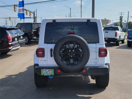 2022 Jeep Wrangler Unlimited 4xe Sahara