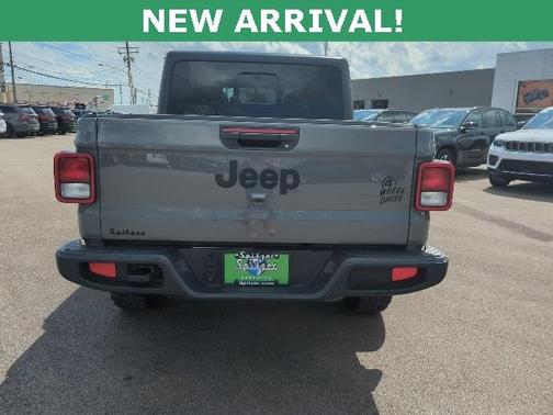 2021 Jeep Gladiator Sport