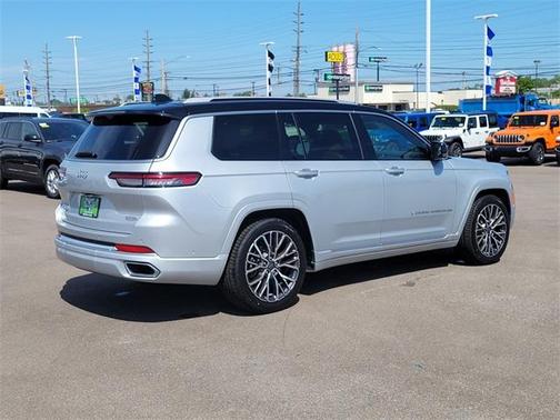2021 Jeep Grand Cherokee L Summit