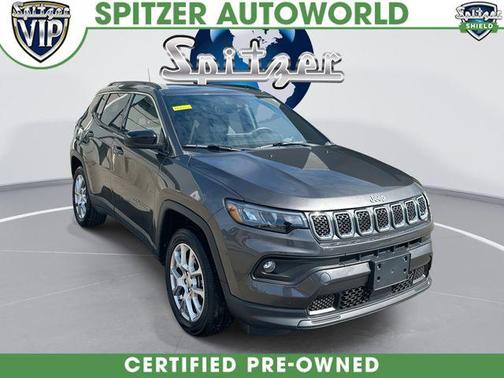 Granite Crystal Clearcoat Metallic 2023 Jeep Compass Latitude Lux