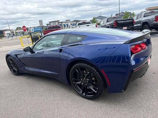 Admiral Blue Metallic 2017 Chevrolet Corvette Stingray Z51
