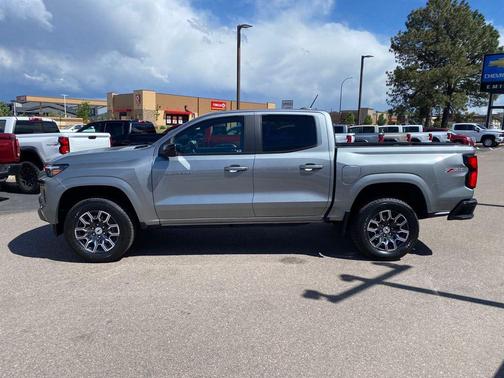 Sterling Gray Metallic 2023 Chevrolet Colorado Z71