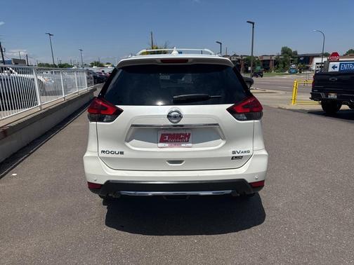 2020 Nissan Rogue SV