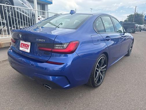 2021 BMW 330 i
