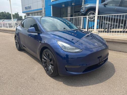 2024 Tesla Model Y Performance