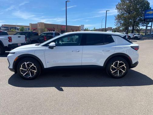 Summit White 2025 Chevrolet Equinox EV LT 1