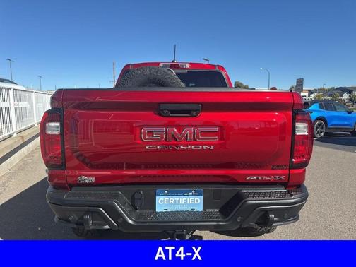 2025 GMC Canyon AT4