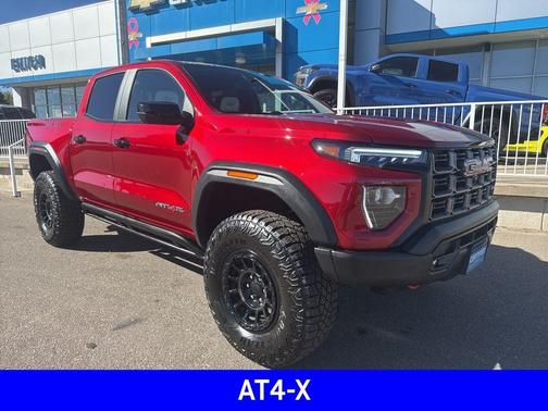 2025 GMC Canyon AT4