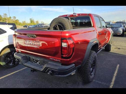 2025 GMC Canyon AT4