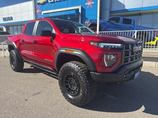 2025 GMC Canyon AT4
