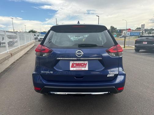 2018 Nissan Rogue S