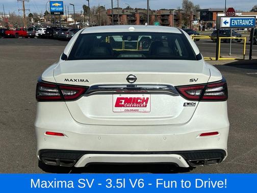 2022 Nissan Maxima SV