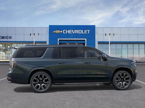 2026 Chevrolet Suburban RST