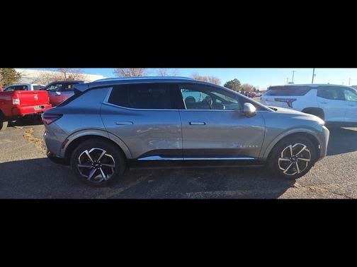 2025 Chevrolet Equinox EV LT