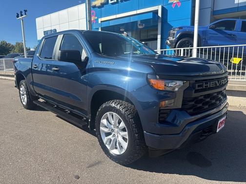 2022 Chevrolet Silverado 1500 Custom