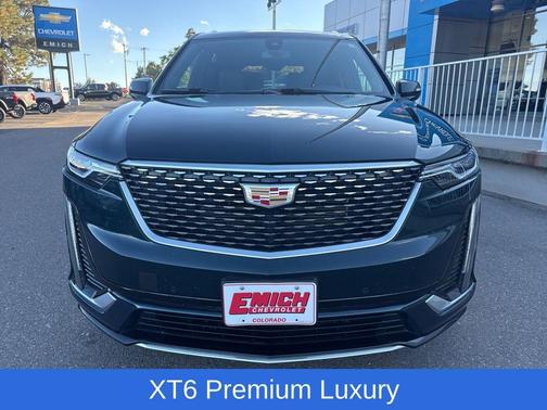 2025 Cadillac XT6 Premium Luxury AWD