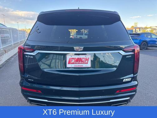 2025 Cadillac XT6 Premium Luxury AWD