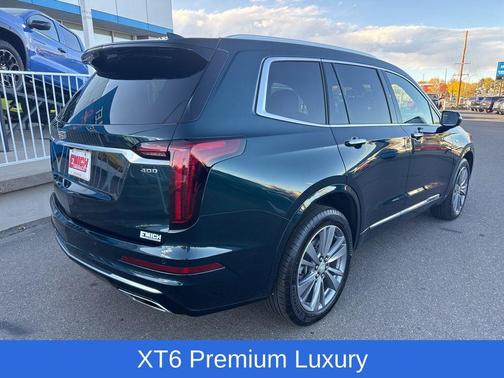 2025 Cadillac XT6 Premium Luxury AWD