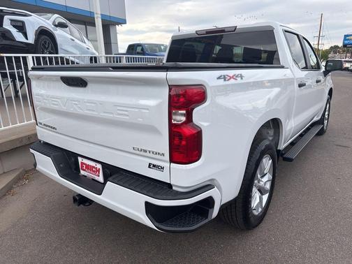 2022 Chevrolet Silverado 1500 Custom