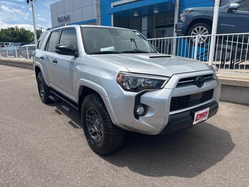 2020 Toyota 4Runner Venture