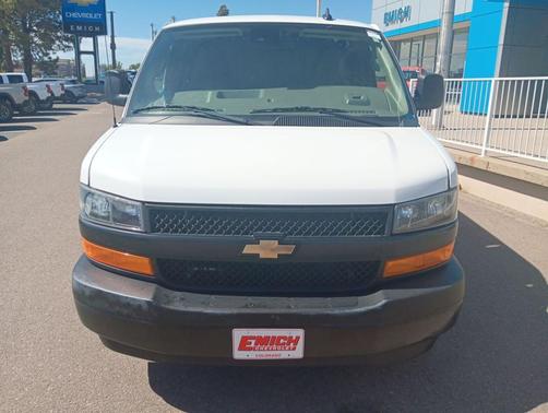 Summit White 2024 Chevrolet Express 3500 Work Van