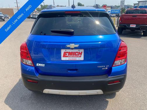 Brilliant Blue Metallic 2016 Chevrolet Trax LT