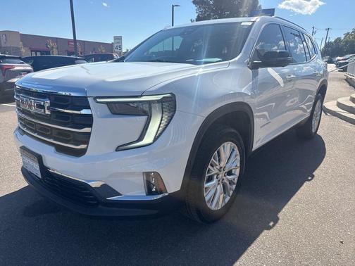 2024 GMC Acadia Elevation