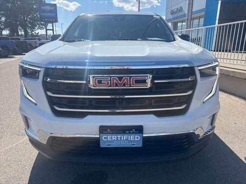 2024 GMC Acadia Elevation