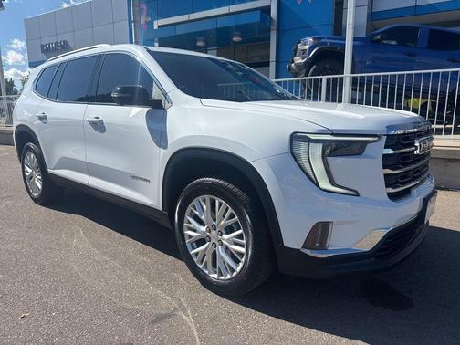 2024 GMC Acadia Elevation