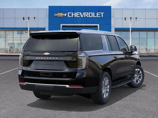 2026 Chevrolet Suburban LT