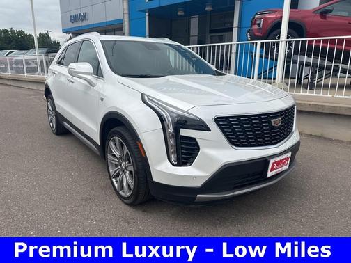 2022 Cadillac XT4 Premium Luxury