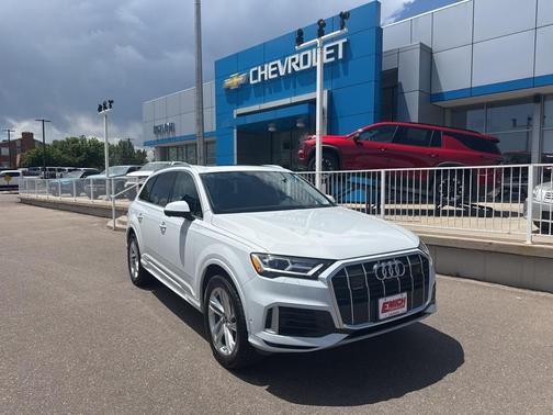 2023 Audi Q7 55 Premium Plus