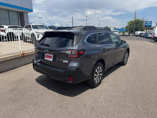 2022 Subaru Outback Premium